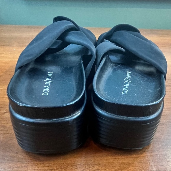 Donald Pliner Folley Black Knit Slide Sandals Chunky Platform Sz 10 Y2K - Picture 6 of 15